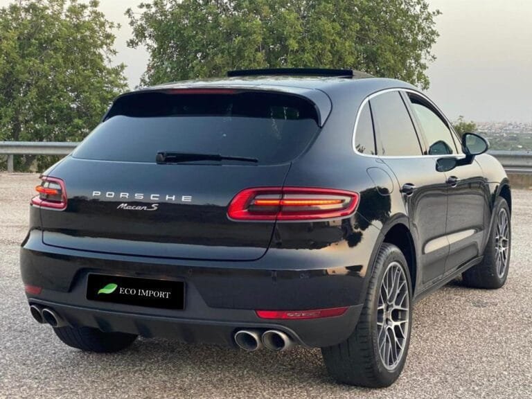 Porsche Macan S
