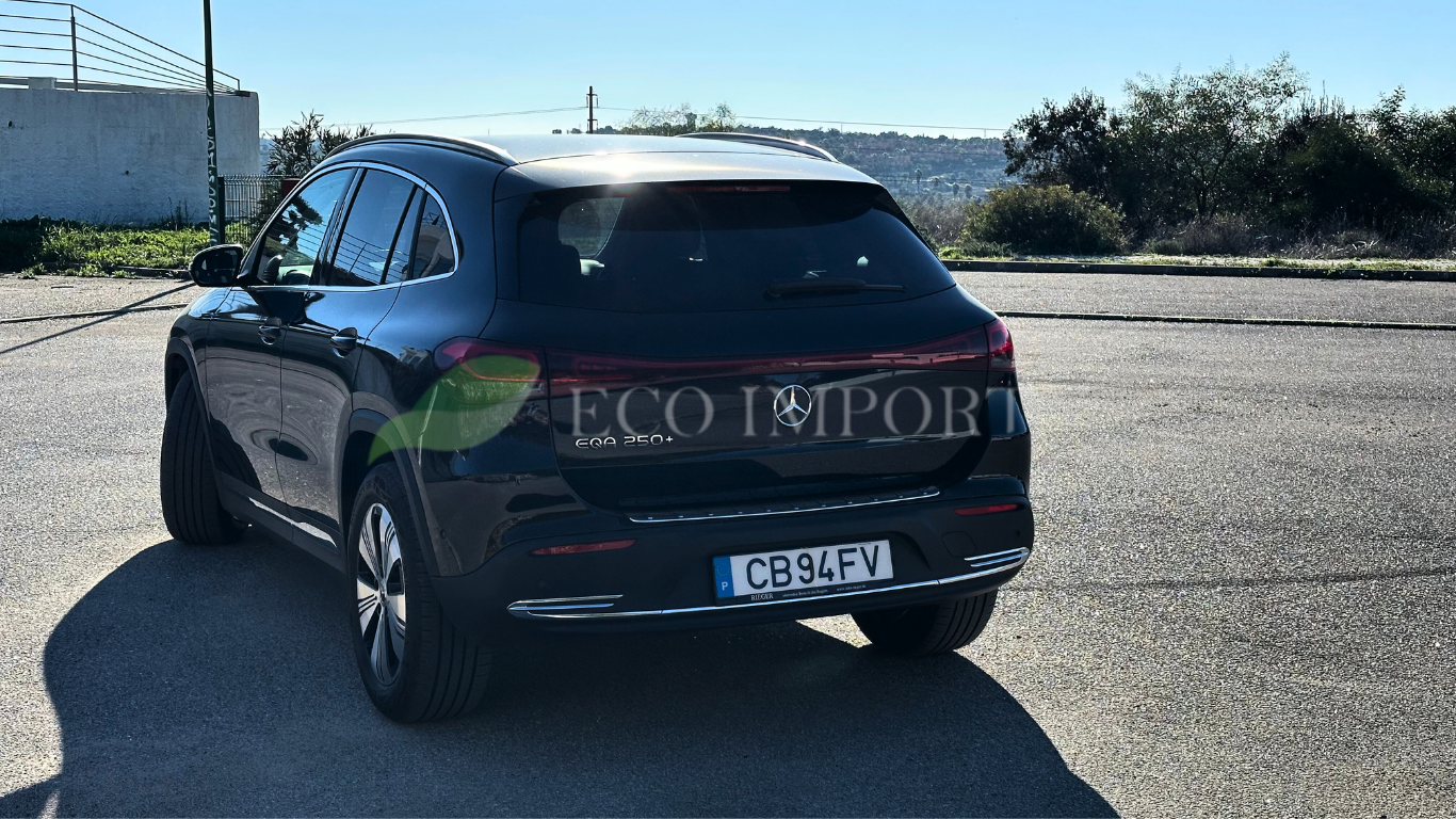 Mercedes-Benz EQA 250 AMG foto 3