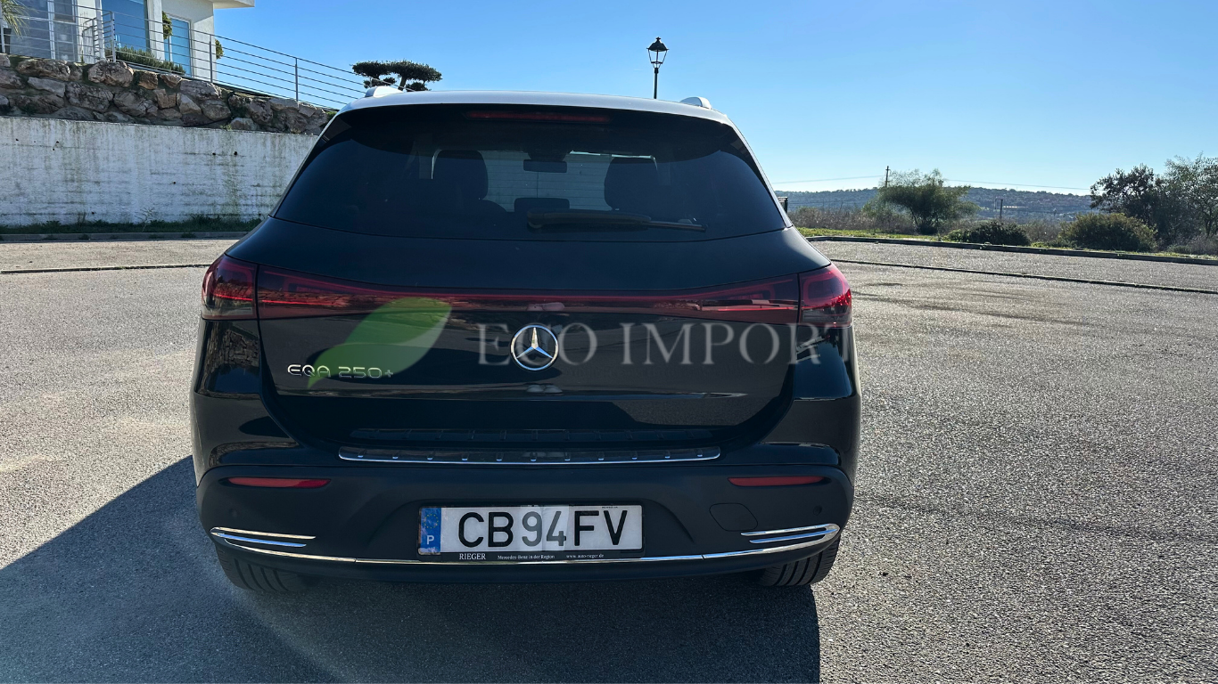 Mercedes-Benz EQA 250 AMG foto 5