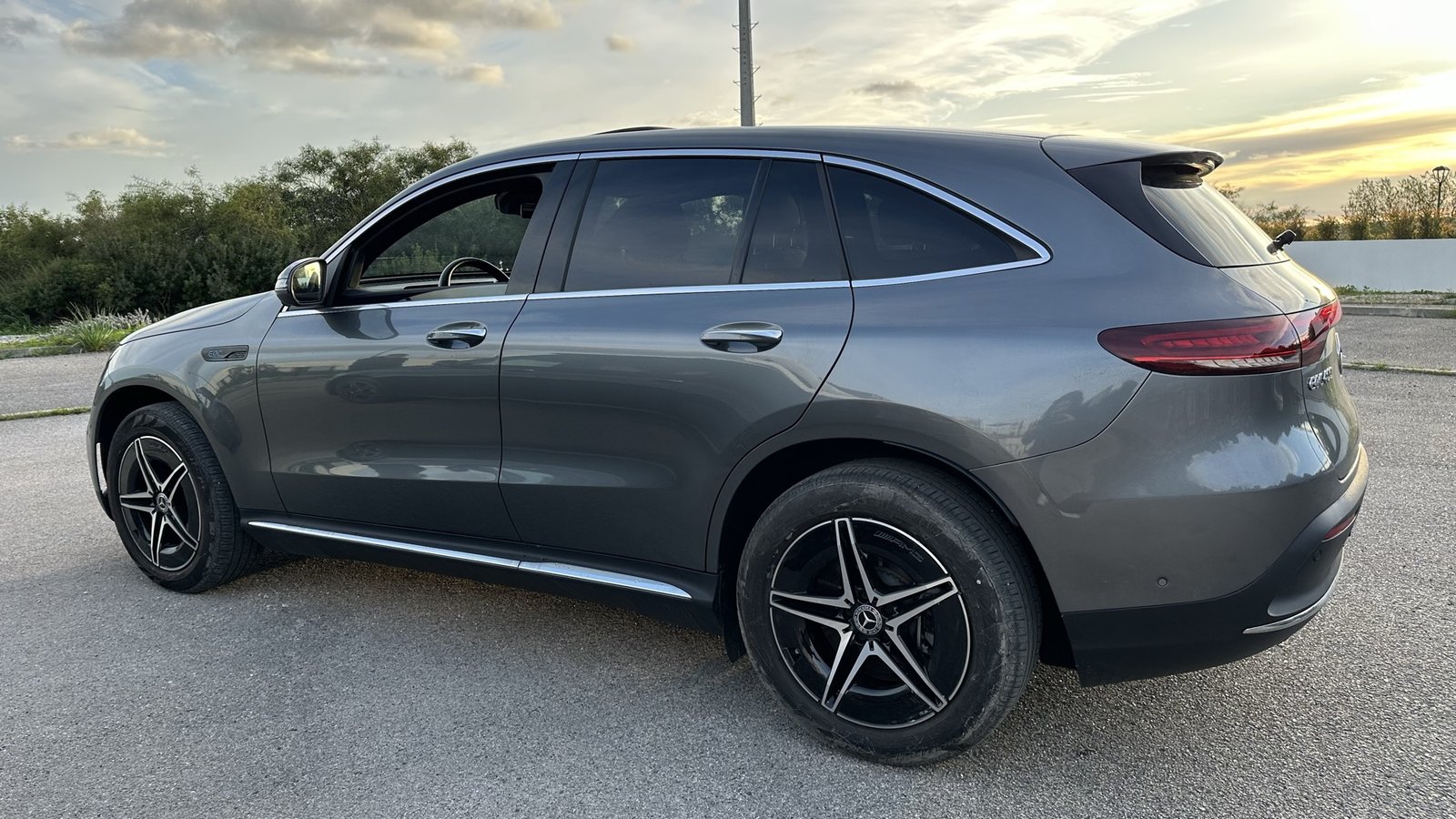 Mercedes-Benz EQC 400 4Matic AMG foto 2