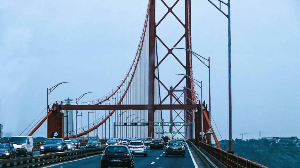 Emigrante a regressar a Portugal com o seu carro