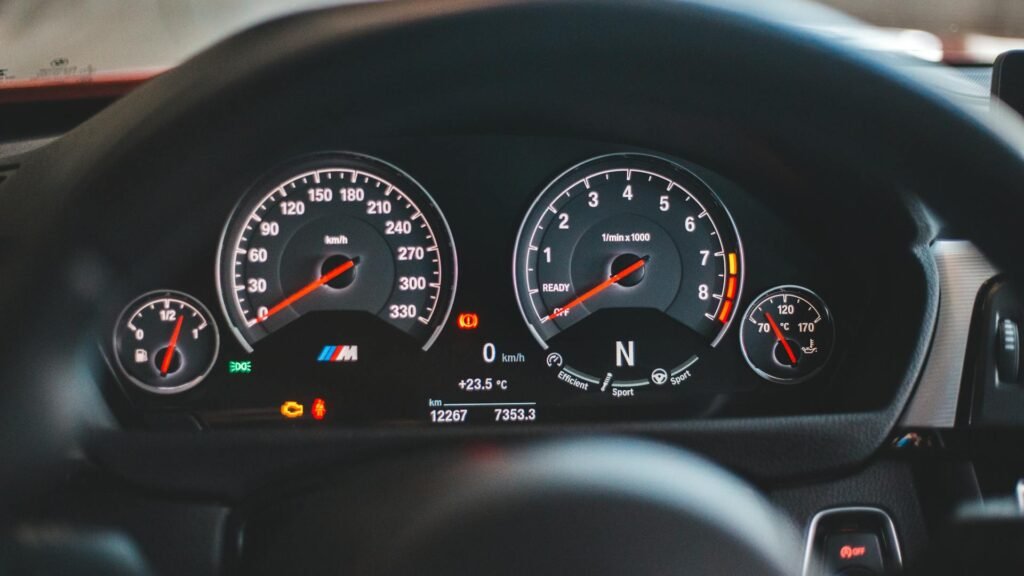 Verificação de quilómetros em carro importado