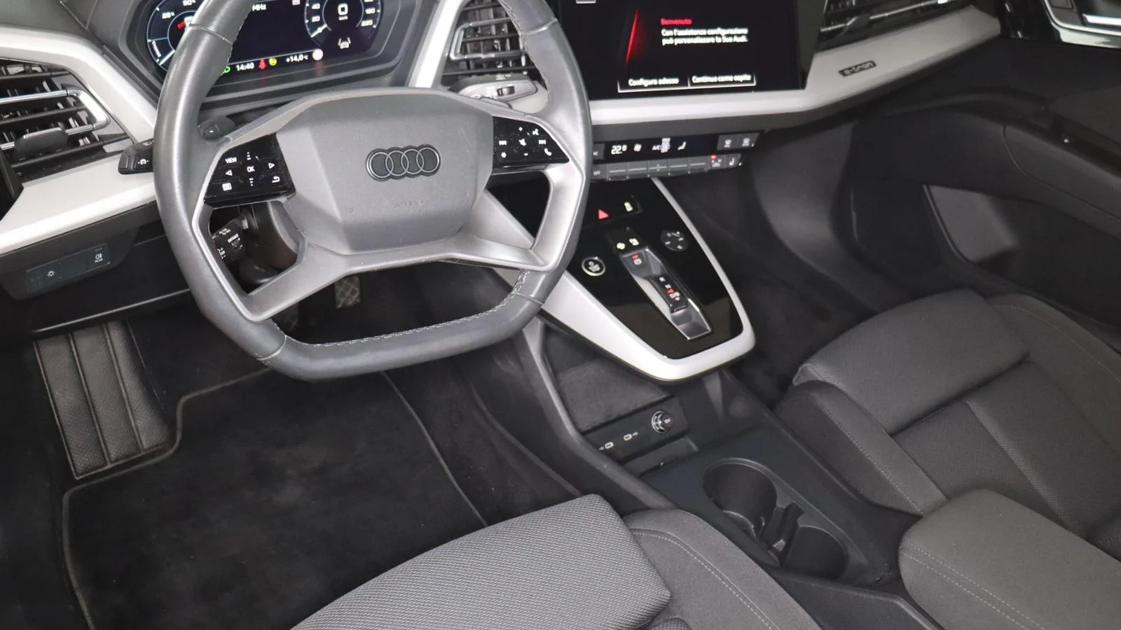 Audi Q4 e-tron Sportback 45 quattro 2024 foto 4