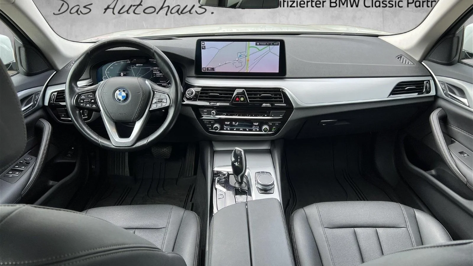BMW 530e Touring 2022 — PHEV plug-in foto 4
