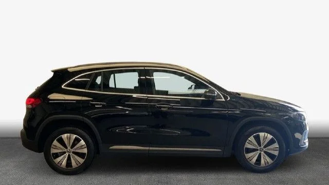 Mercedes-Benz EQA 250 AMG Line 2023 — Junge Sterne foto 4