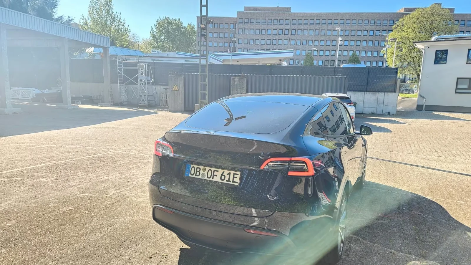 Tesla Model Y Long Range AWD 2022-2023