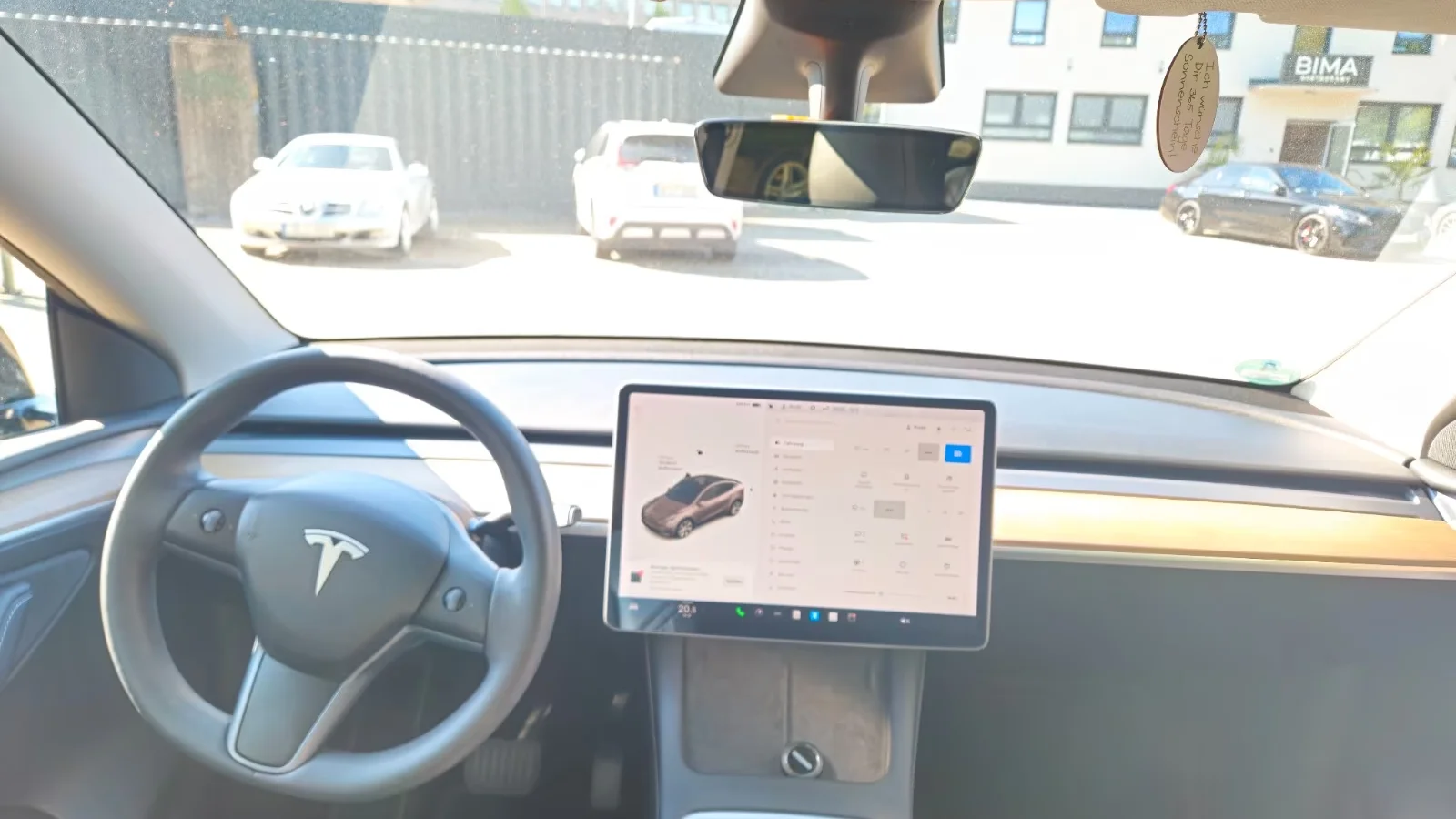 Tesla Model Y Long Range AWD 2022-2023 foto 4