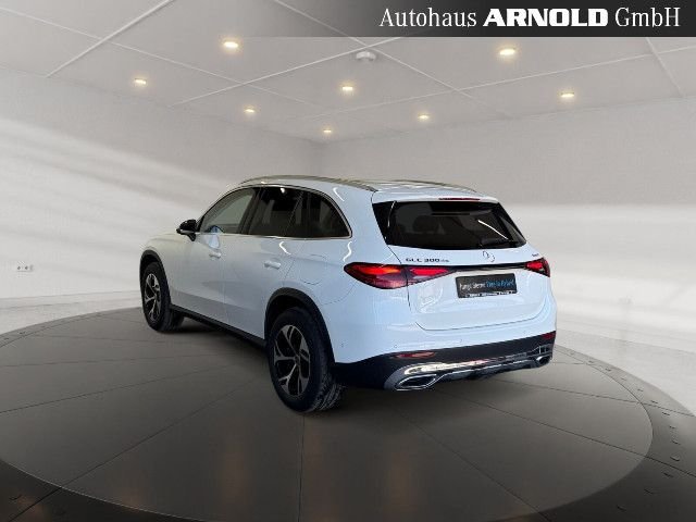 Mercedes-Benz GLC 300 e 4Matic Hybrid 2025 foto 3