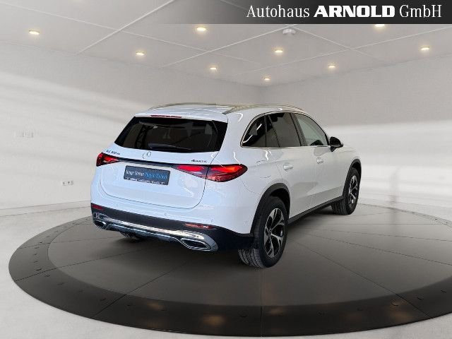 Mercedes-Benz GLC 300 e 4Matic Hybrid 2025 foto 4
