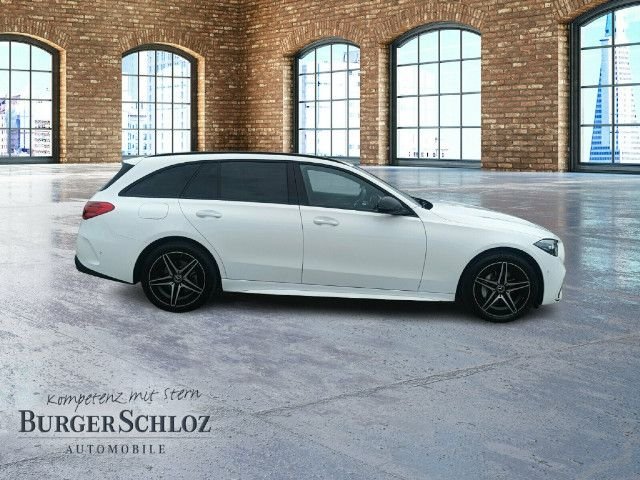 Mercedes-Benz C 300 e T AMG 2023 foto 4