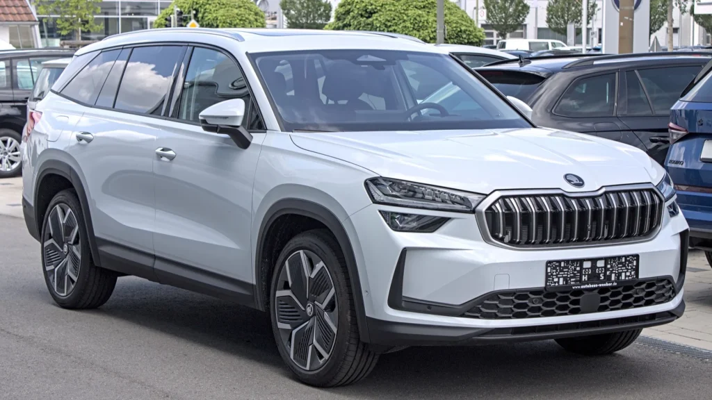 Skoda Kodiaq II 2024 — SUV 7 lugares nova geração