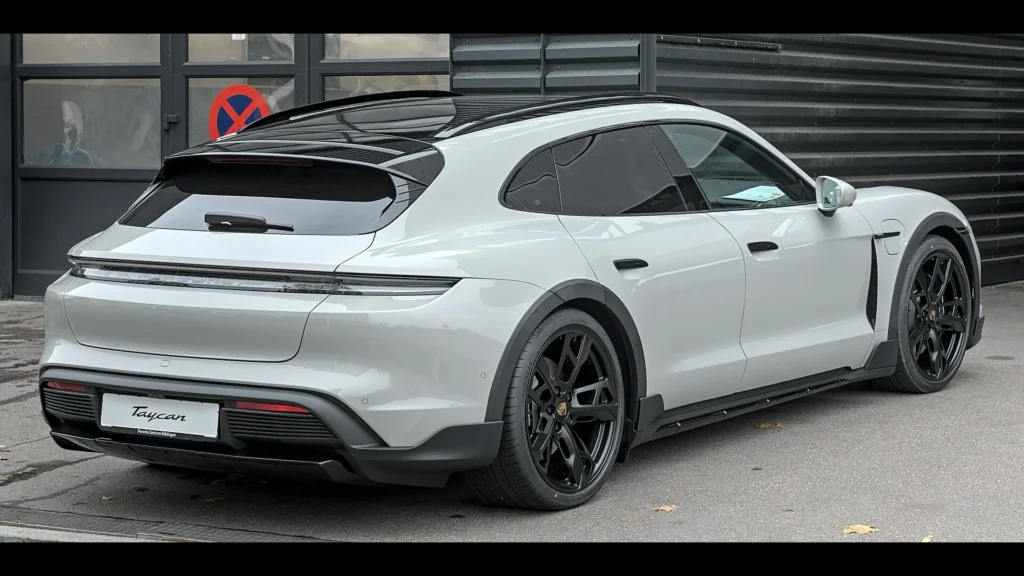 Porsche Taycan Cross Turismo GTS — carrinha eléctrica aventureira