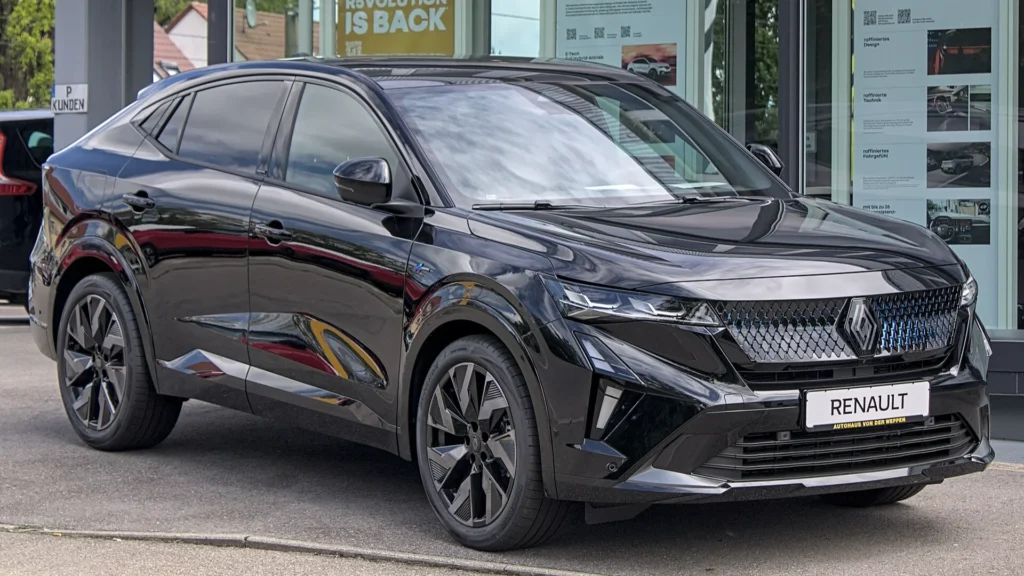Renault Rafale E-Tech híbrido — PHEV francês premium