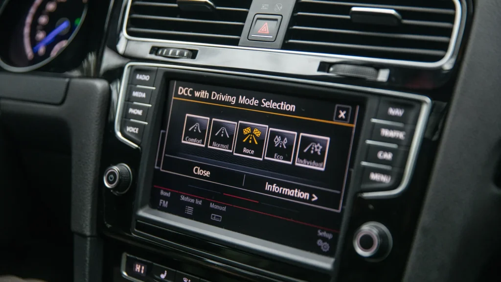 Selector de modo de condução PHEV — eléctrico, híbrido, auto