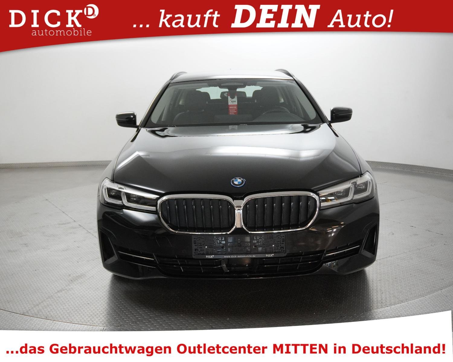 BMW 530 2023 foto 3