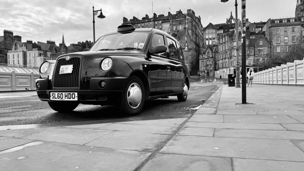 Importar carro do Reino Unido em 2026 — 7 mitos pós-Brexit desmontados com números reais