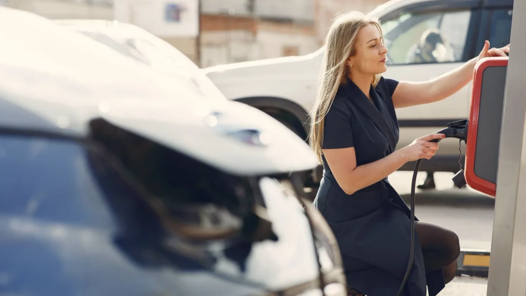 Carro elétrico ao serviço de trabalhador independente em Portugal — IVA dedutível
