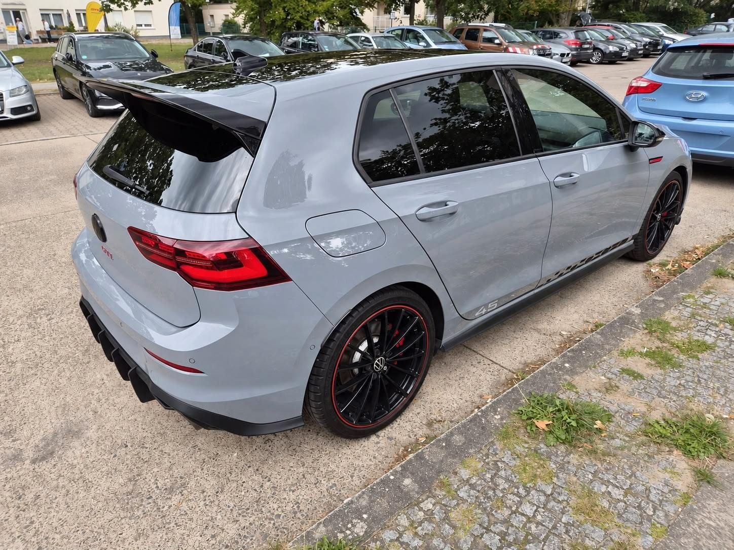 Volkswagen GolfVIII GTI Clubsport 45 2.0 TSI 2022 foto 2
